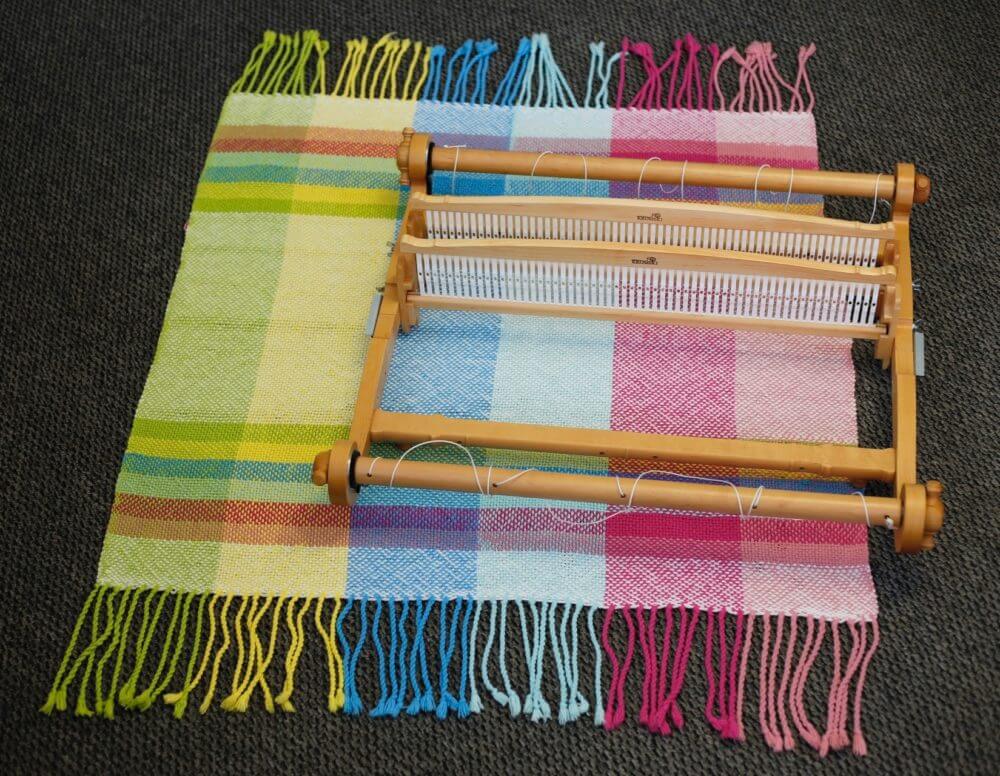 double-weave-part-1-how-to-warp-a-second-heddle-kromski-spinning